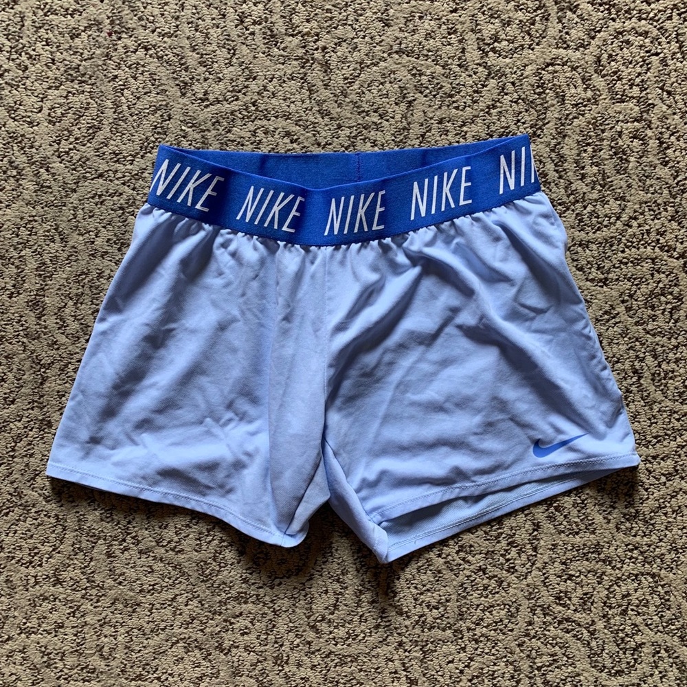 Nike girls shorts